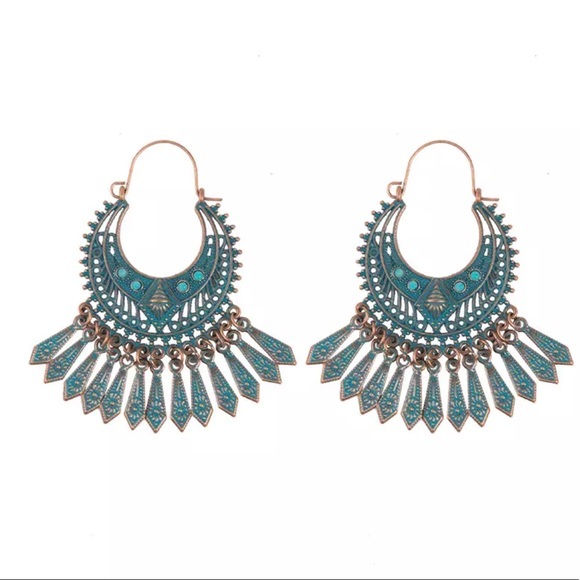 Boho Tassel Earrings - Picture 2 of 3